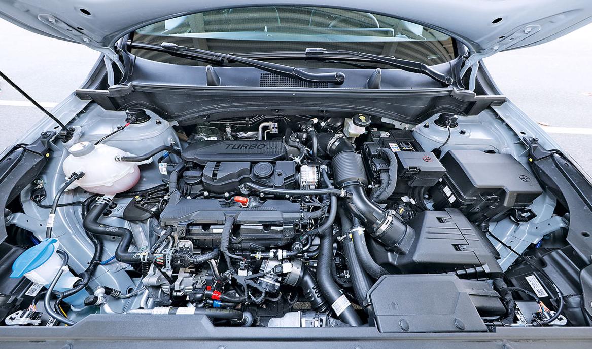 Kia Sportage vs Hyundai Tucson, test comparativ, consum, diesel vs 1.6 tgdi, review, drive test, kiaglog, hyundaiblog, testeauto