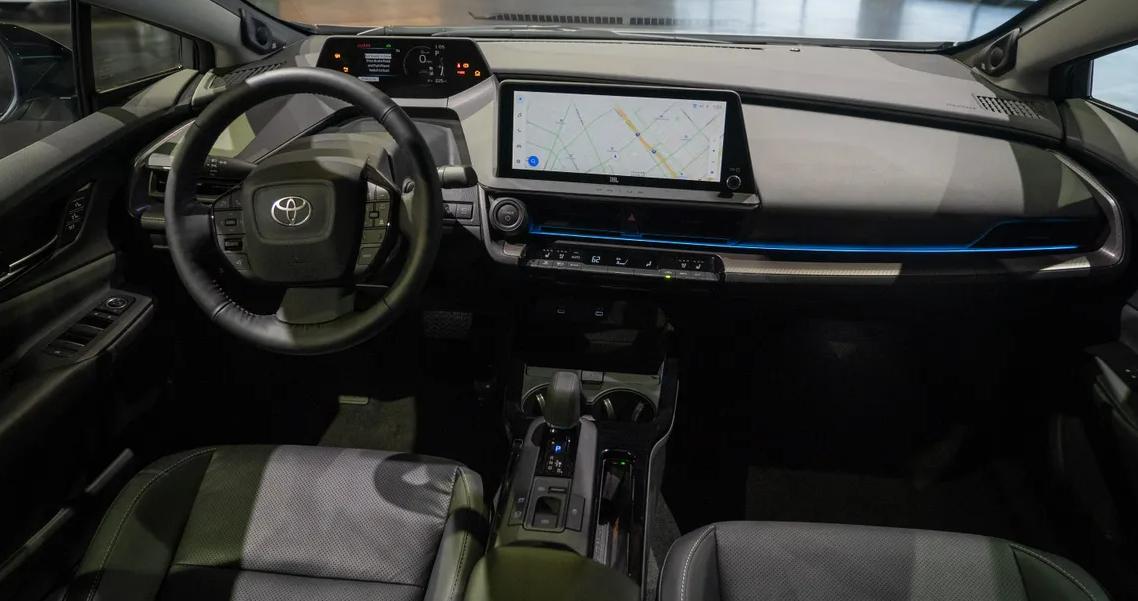Toyota Prius 5 2023, prius V, date tehnice, prius motor 2.0 151 cp, prius 5 motor 163 cp, prius V 222 CP, ecvt, autolatest, testedrive 2023