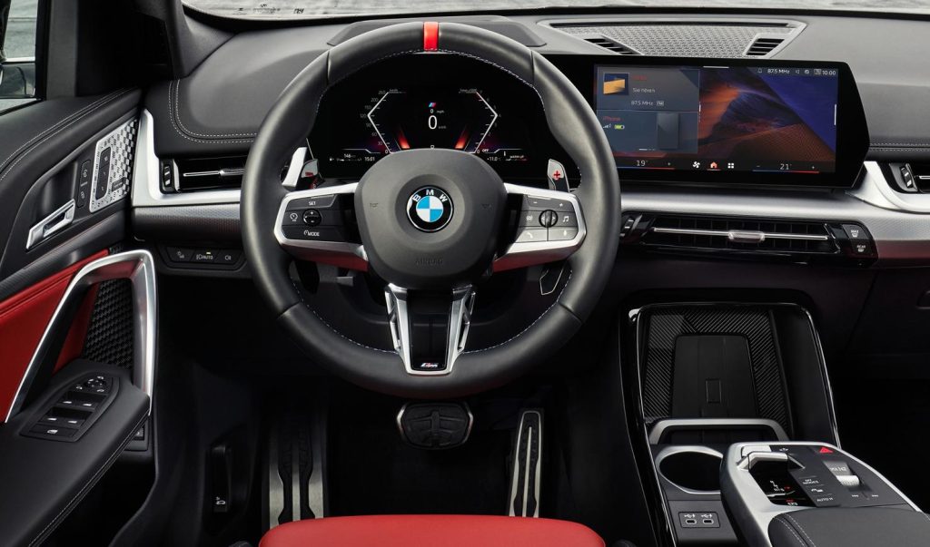 BMW X1 M35i xDrive, motor 4 cilindri BMW X1 M35i xDrive, penibil BMW X1 M35i xDrive, l4 in loc de l6, autolatest, esec comercial, automobile bavaria, bmw romania, motor low-cost BMW X1 M35i xDrive